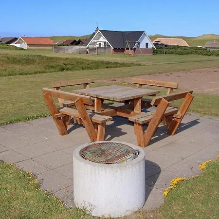 8 Person In Harbo Re Holiday home *