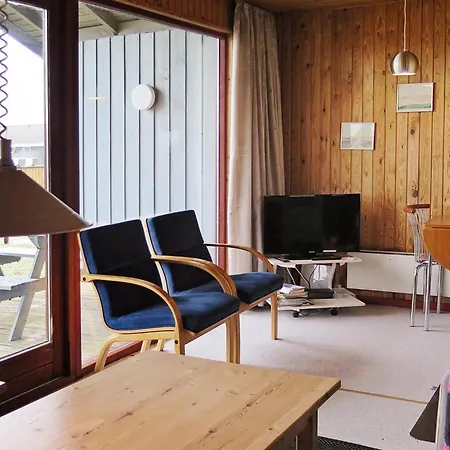 8 Person In Harboore-by Traum *