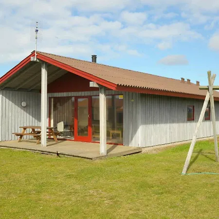 8 Person In Harbo Re Holiday home