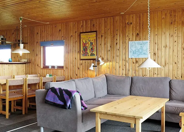 8 Person In Harboore-by Traum * هاربور
